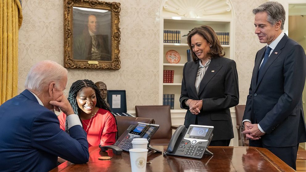 PHOTO: President Joe Biden and Cherelle Griner speak on the phone with basketball player Brittney Griner after her release by Russia as Vice President Kamala Harris and Secretary of State Antony Blinken listen, in Washington, Dec. 8, 2022.