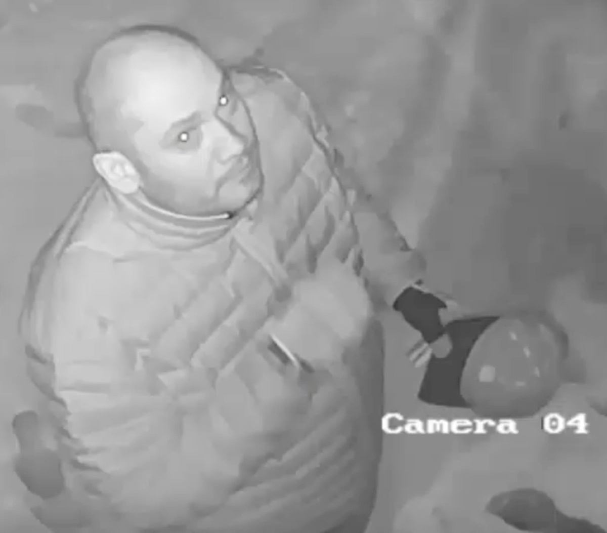PHOTO: New York Police are searching for this man who broke into Ziani Fine Italian Clothing, March 22, 2018 in Brooklyn.