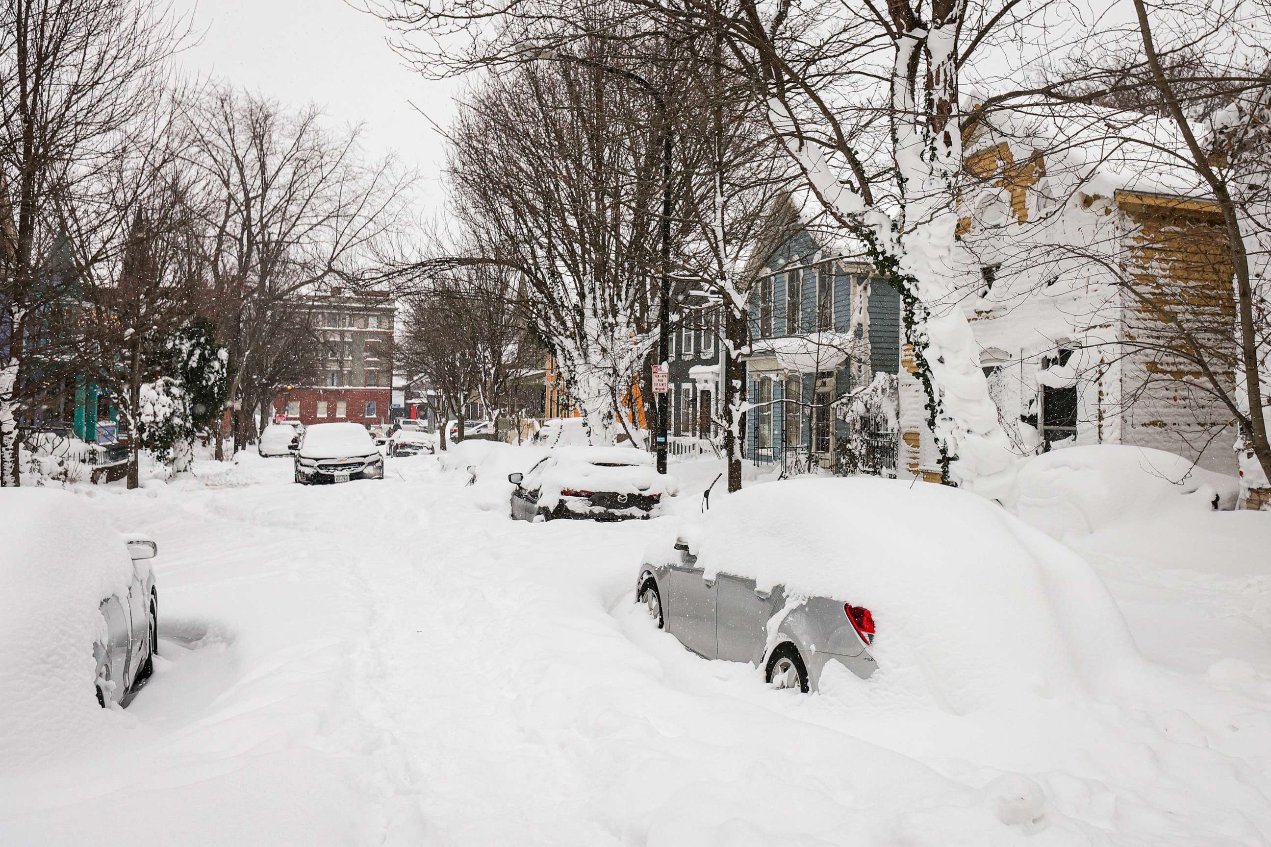 PHOTO: Abandoned cars block a road following a winter storm in Buffalo, New York, Dec. 27, 2022.