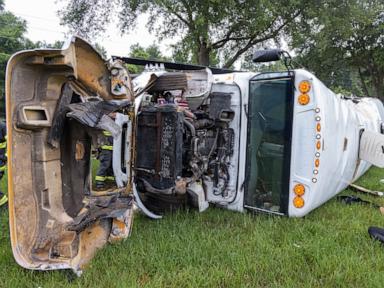 8 killed when bus carrying 53 farmworkers crashes, 'high probability' for more deaths