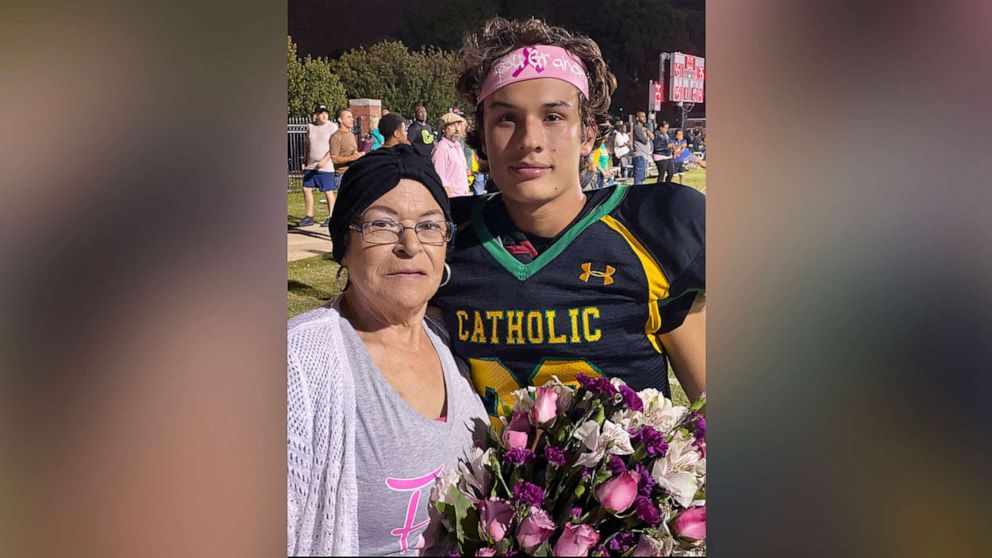 VIDEO: High school football player honors grandmother