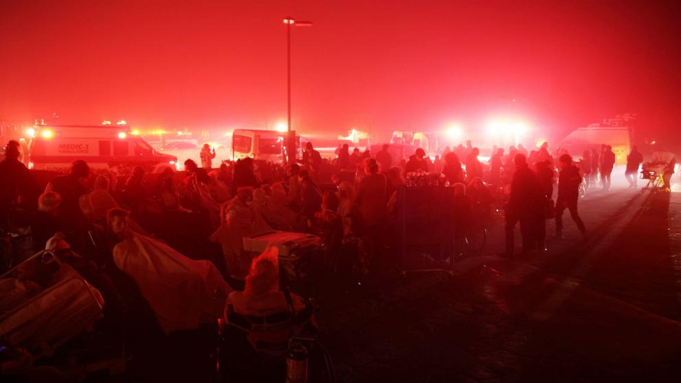 PHOTO: Residents of a senior center are evacuated as the Eaton Fire approaches, Jan. 7, 2025, in Altadena, Calif.