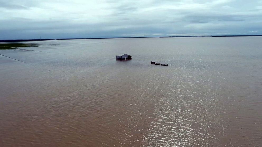 PHOTO: Flooding from Tulare Lake has encompassed streets, homes and farmland.