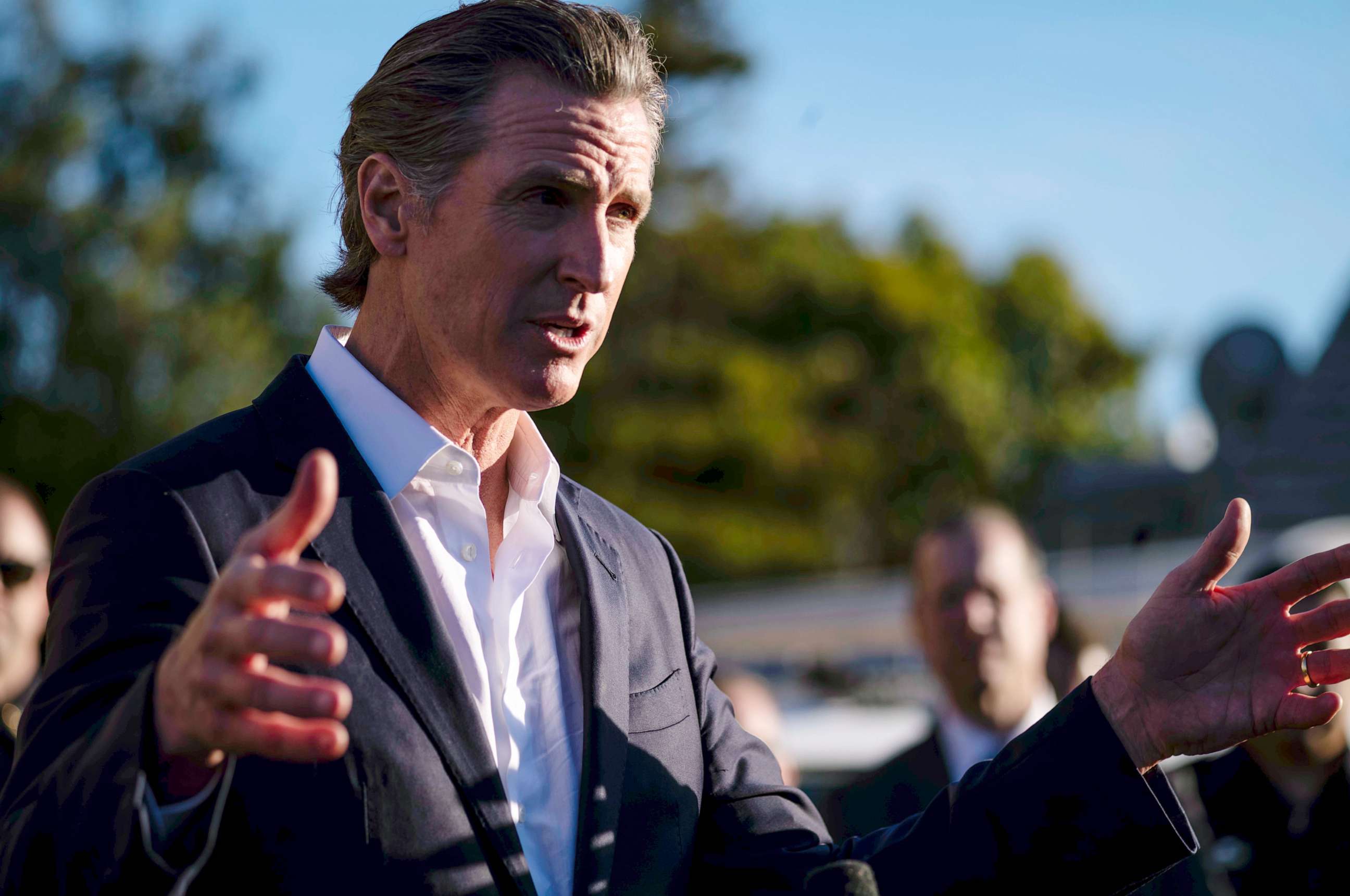 PHOTO: Governor Gavin Newsom met at the I.D.E.S. Portuguese Hall in Half Moon Bay, Calif., with victims' families, local leaders and community members that were impacted by the devastating shootings at two mushroom farms yesterday, Jan. 24, 2023.