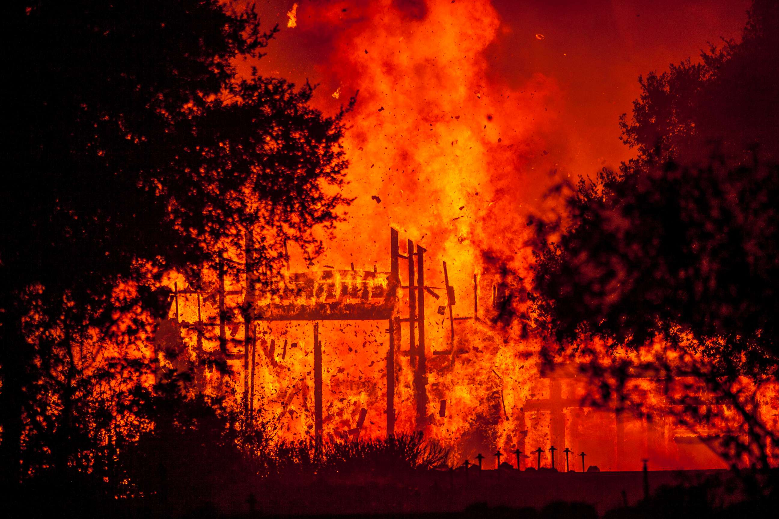 PHOTO: Fire totally engulfed the main structure at the Paras Vineyards as the Nun fire continues to burn west of downtown Napa, Calif., Oct. 10, 2017. 