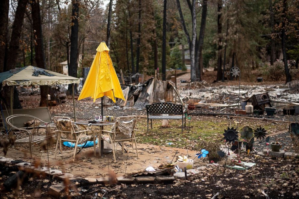 PHOTO: Following the Camp Fire, a patio umbrella stands among the wreckage of a Magalia, Calif.,Dec. 4, 2018. 