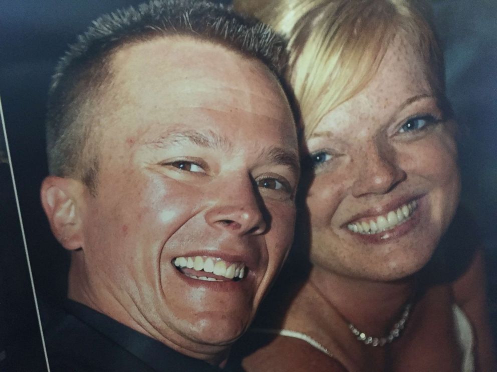 PHOTO: In this 2008 photo, newlyweds Chris and Jennifer Lowright smile happily. Little did they know, Jen would be diagnosed with an aggresive form of breast cancer just six weeks later. 