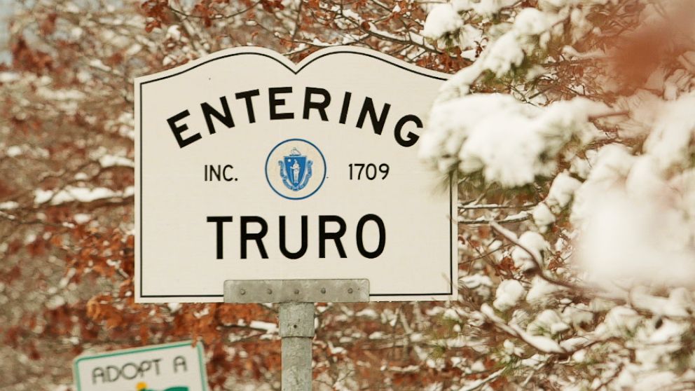 PHOTO: The welcome sign for the town of Truro, Mass.