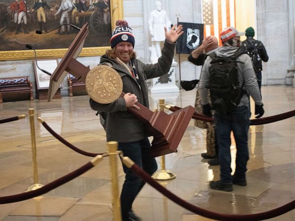 Capitol rioter pictured with Nancy Pelosi&#39;s lectern released on bond - ABC class=