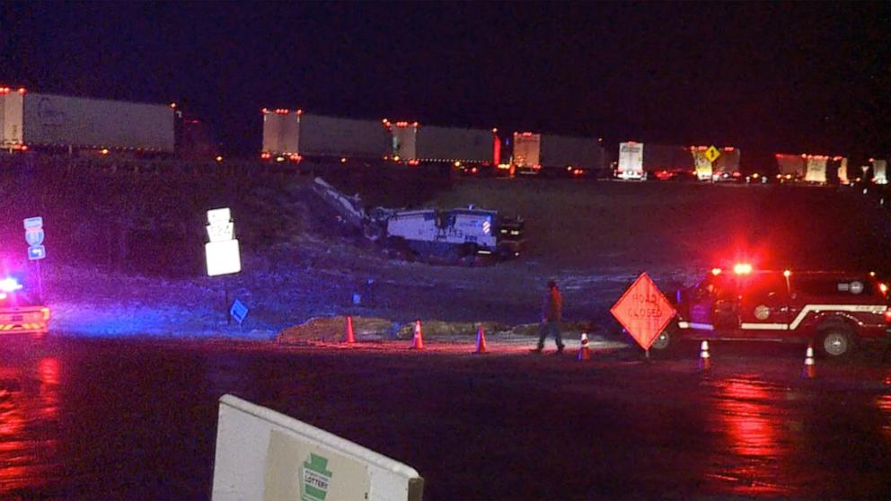 5 family members killed in tractor trailer crash - ABC7 New York