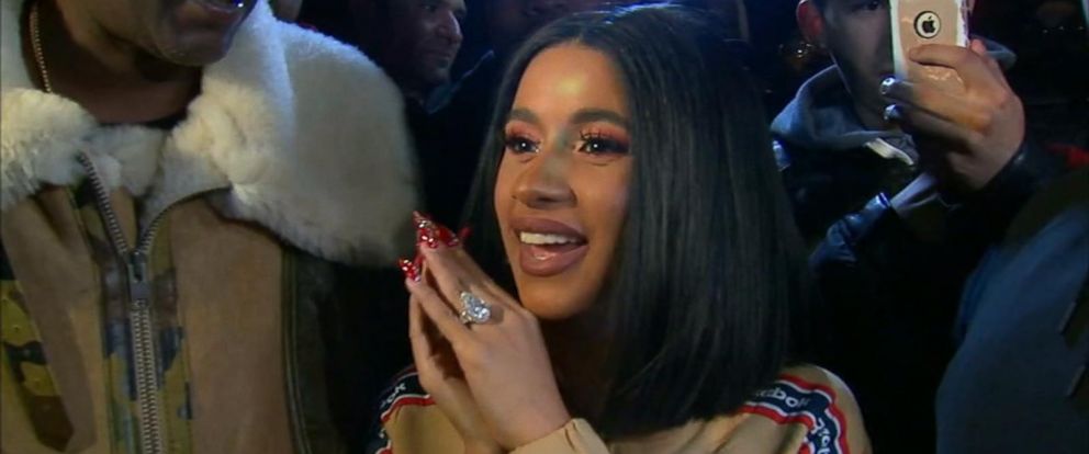 Cardi B Swarmed As She Hands Out Free Winter Coats In Brooklyn - ABC News