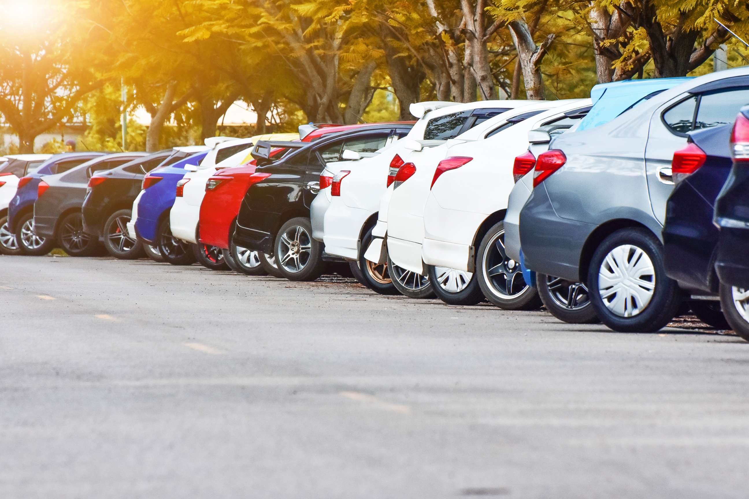 PHOTO: An undated stock photo shows cars parked outside in the sun.