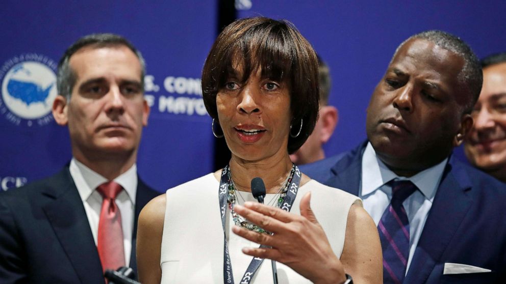 PHOTO: Baltimore Mayor Catherine Pugh addresses a gathering during the annual meeting of the U.S. Conference of Mayors in Boston, June 8, 2018.