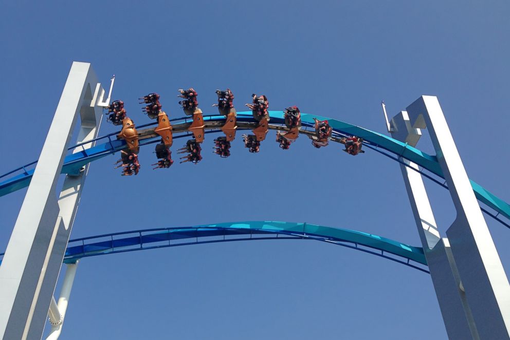 Passengers escorted off rides after power outage at Cedar Point ...