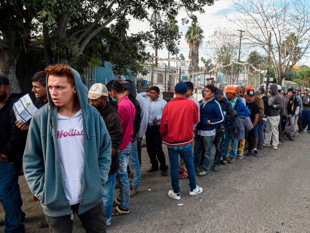 PHOTO: Central American migrants line up for food at a shelter in Playas de Tijuana, Mexico, Nov. 15, 2018.