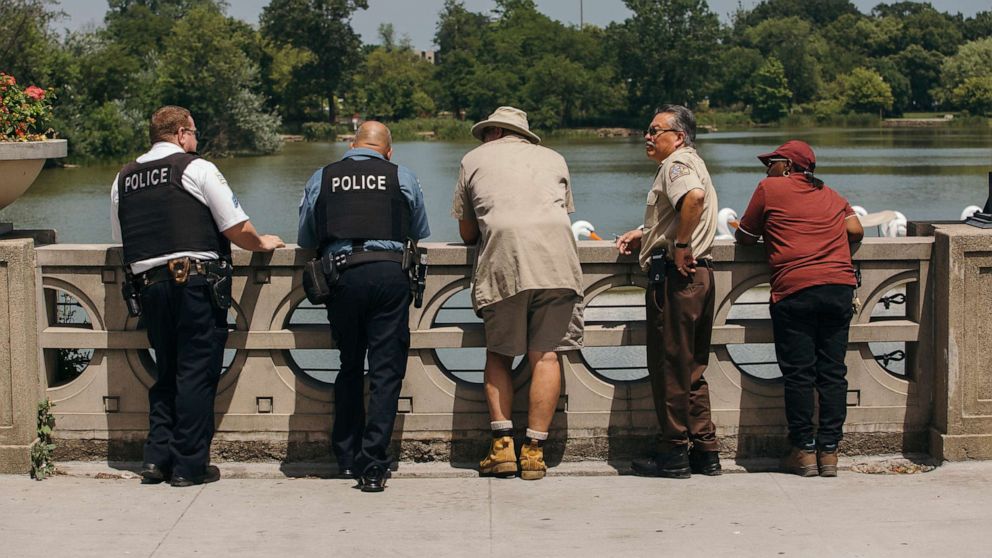 PHOTO: The Chicago Police Department, Animal Control, and other state workers set out on a search in order to confirm the animal in the lagoon, and warn the public, in Chicago, on July 9, 2019.