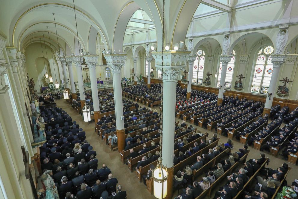 PHOTO: The funeral mass for Chicago police Cmdr. Paul Bauer begins at Nativity of Our Lord Catholic Church, Feb. 17, 2018 in Chicago, Illinois. Bauer was shot to death earlier in the week while confronting a suspect. 