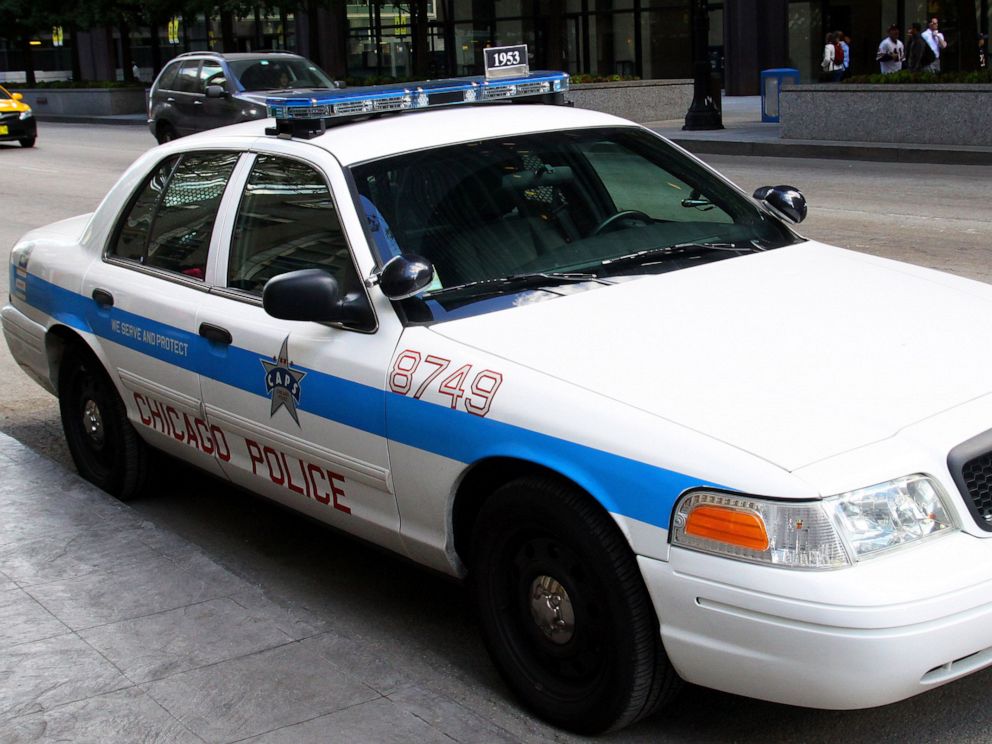PHOTO: CHICAGO - AUGUST 23:  A Chicago Police Car, is parked downtown in Chicago, Illiinois on AUGUST 23, 2012.  (Photo By Raymond Boyd/Michael Ochs Archives/Getty Images)





