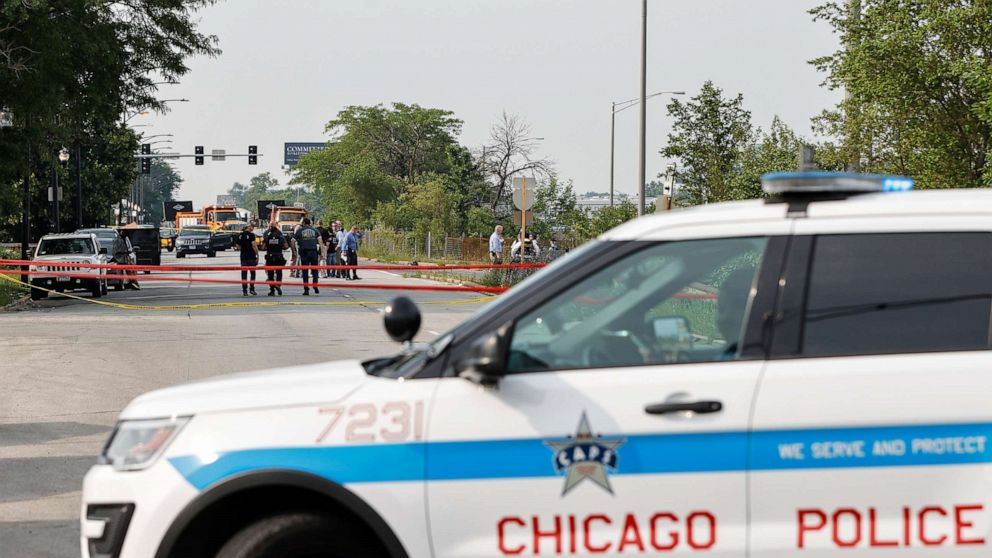 Suspect arrested in shooting of 3 law enforcement officers in Chicago ...