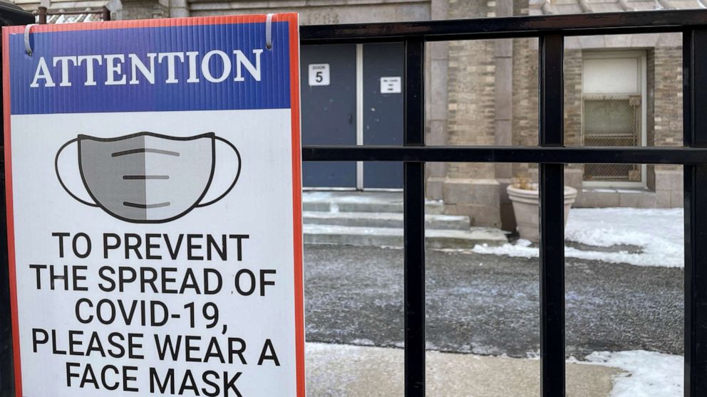 PHOTO: The Jahn School of Fine Arts lies empty after Chicago Public Schools said it would cancel classes since the teachers' union voted in favor of a return to remote learning, in Chicago, Illinois, U.S. January 5, 2022.