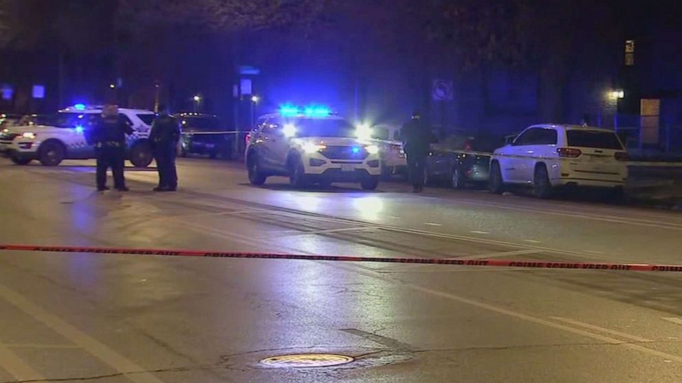 PHOTO: Police at the scene in Chicago where a 29-year-old woman was shot, Jan. 12, 2022. 
