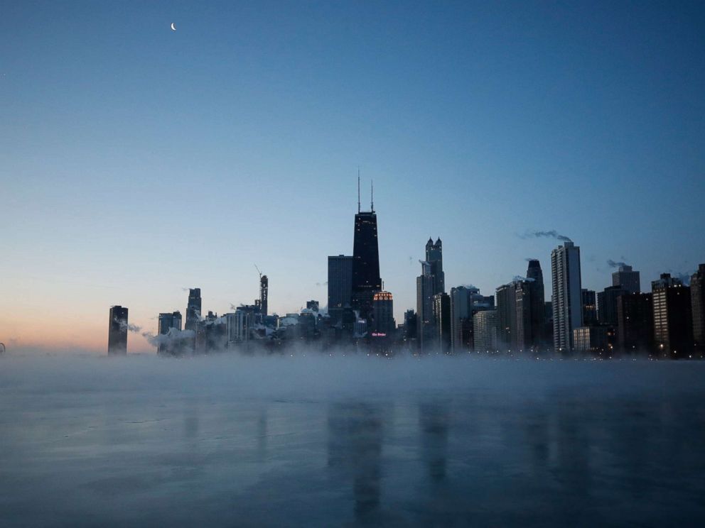 At least 8 dead as dangerous cold paralyzes Midwest, frigid ...