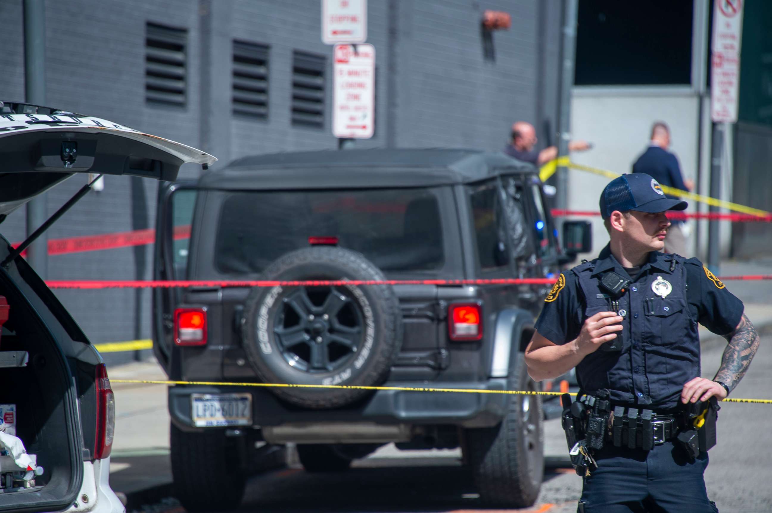 PHOTO: Police in downtown Pittsburgh investigate the scene of drive-by shooting that killed a 1-year-old child, on May 29, 2022.