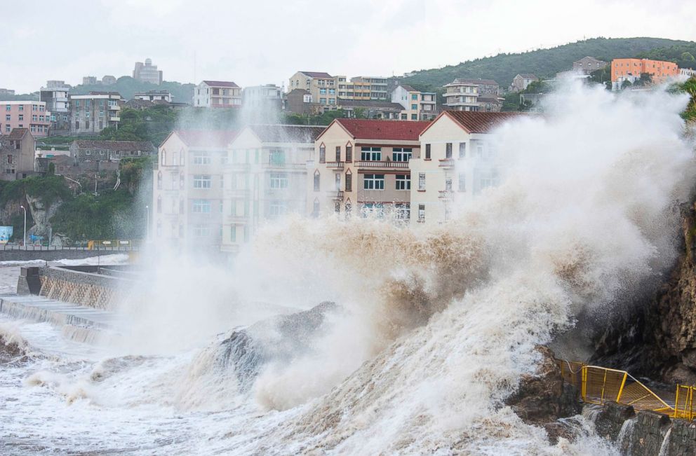 PHOTO: Large waves crash against the shoreline as typhoon Maria approaches in Wenling city in eastern China's Zhejiang Province, July 10, 2018.