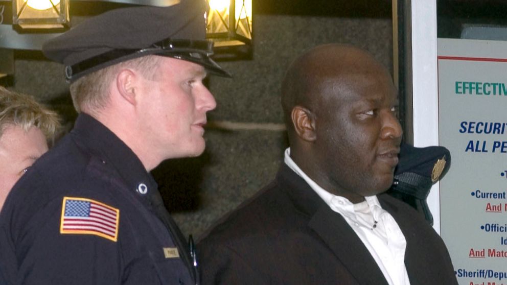 PHOTO: Christopher McCowen, right, is led out of court, Nov. 15, 2006, in Barnstable, Mass., after the jury failed to arrive at a verdict in his murder trial. 