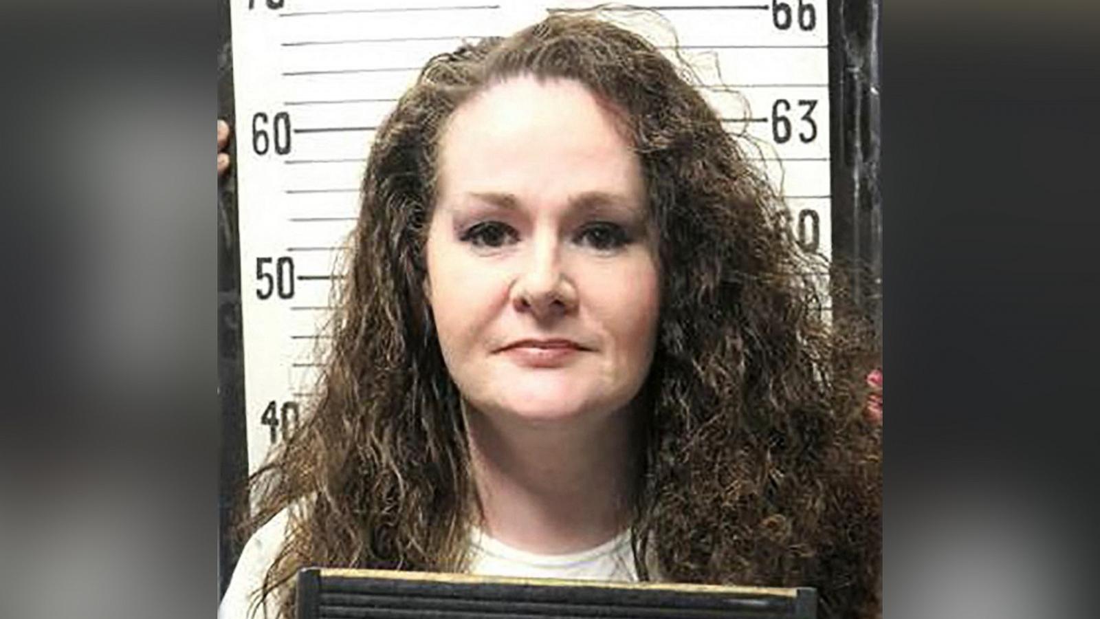 Execution of lone woman on Tennessee's death row paused by federal appeals court
