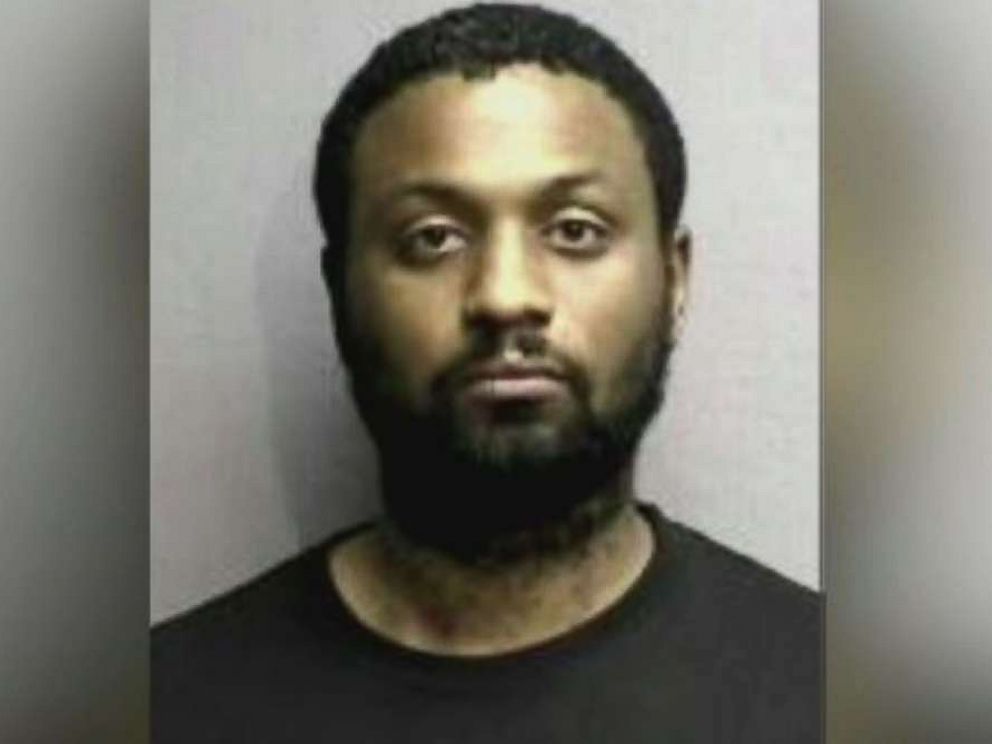 PHOTO: Tony Dwayne Albert, 33, was arrested and charged with being a felon in possession of a handgun after he told restaurateurs he was looking for a church to fulfill a prophecy on Sunday, Dec. 30, 2018.