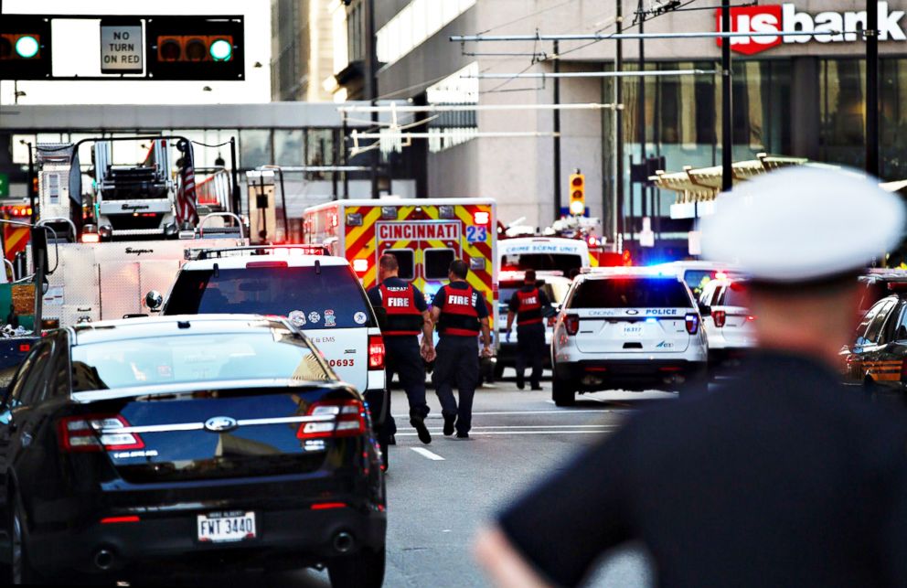 PHOTO: September 6, 2018; Scenes of an active shooting situation in downtown Cincinnati, Fountain Square, September 6, 2018. 