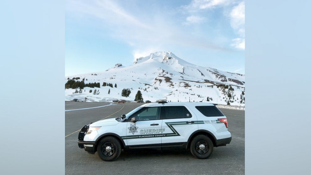 PHOTO: The Clackamas County Sheriff's Office in Oregon posted this photo to their Twitter account stating that there is currently a search and rescue operation underway for a climber on Mount Hood, Feb. 13, 2017. 