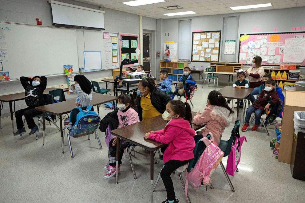 PHOTO: Students sit in the classroom in San Antonio, Texas, on Jan. 11, 2022.
