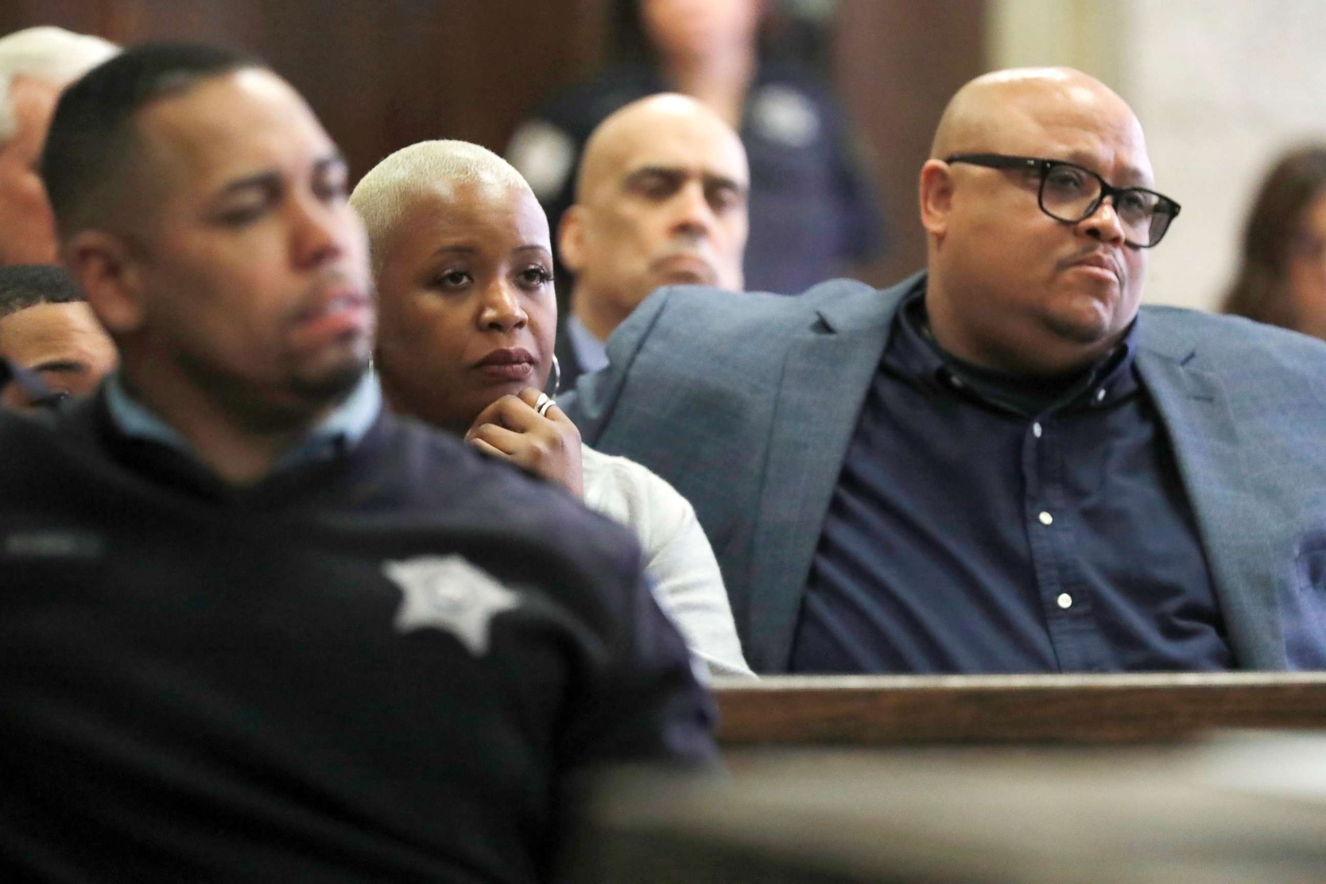 PHOTO: Cleopatra Cowley and Nathaniel Pendleton Sr., parents of Hadiya Pendleton, listen during the sentencing hearing of Micheail Ward at the Leighton Criminal Court Building in Chicago, Jan. 14, 2019 in Chicago.