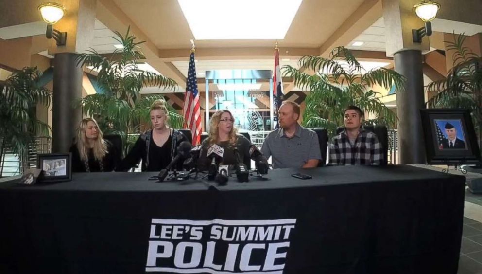 PHOTO: The family of Cody Harter is seen here during a press conference. Cody Harter, 24, was stabbed to death following a possible road-rage incident on a Missouri highway.