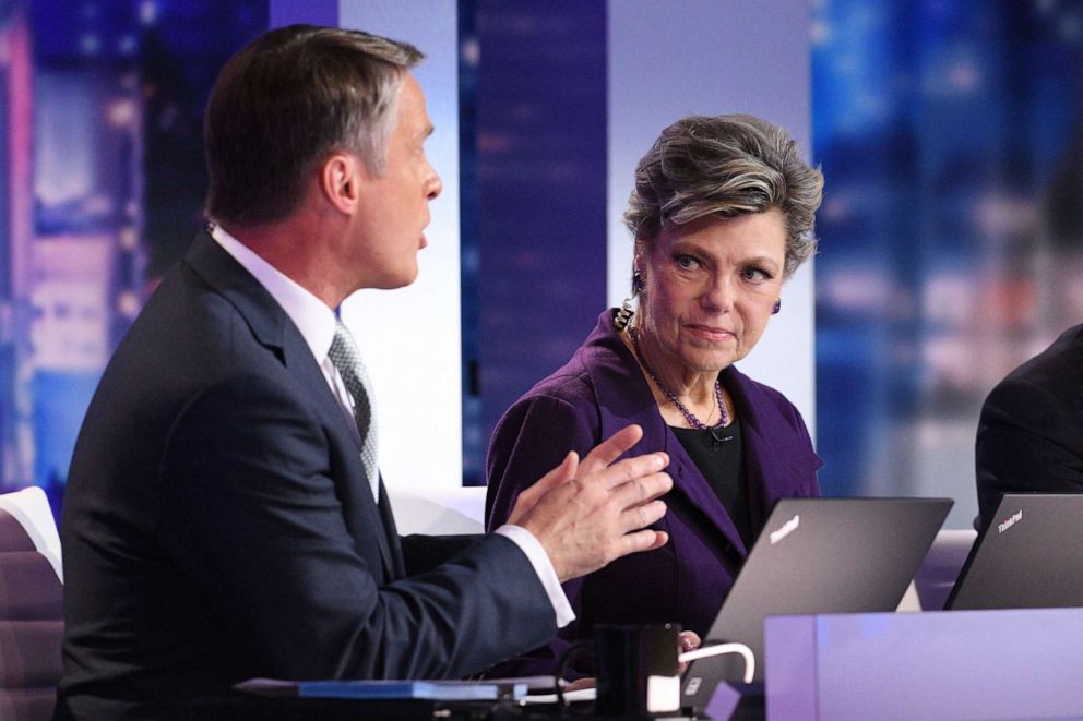 PHOTO: Terry Moran and Cokie Roberts are shown during ABC News coverage of the election, Nov. 6, 2018.