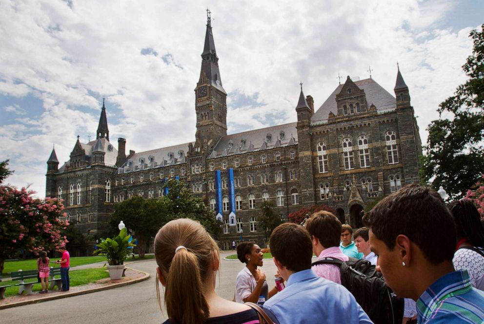 PHOTO: Prospective students tour Georgetown University's campus in Washington, July 10, 2013.
