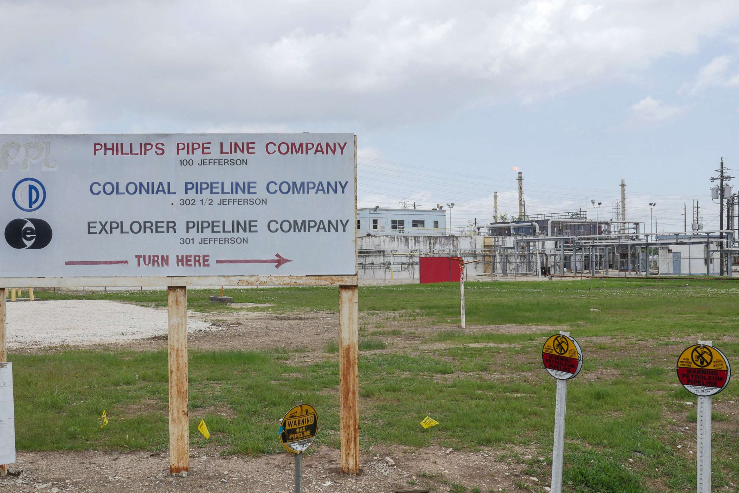 PHOTO: The Colonial Pipeline Houston Station facility stands in Pasadena, Texas taken on May 10, 2021.