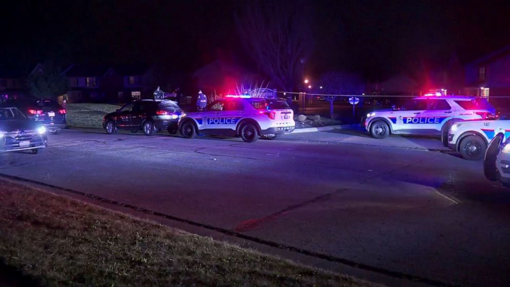 2 children, ages 6 and 9, killed in triple shooting outside Ohio apartment complex