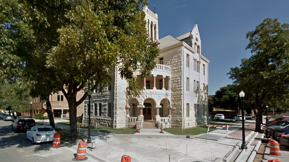 PHOTO: Comal County Courthouse in New Braunfels, Texas.
