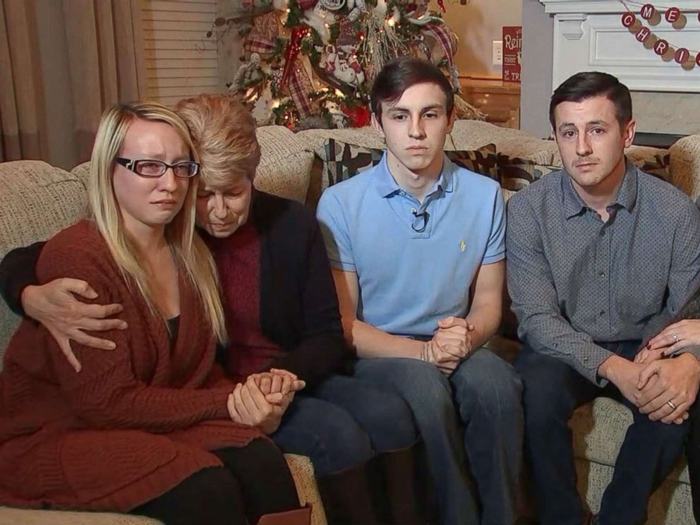 PHOTO: Family members of Joe Jody Shelton plead for anyone with information about his death to come forward to police during an interview with WKRN, Nov. 21, 2018.