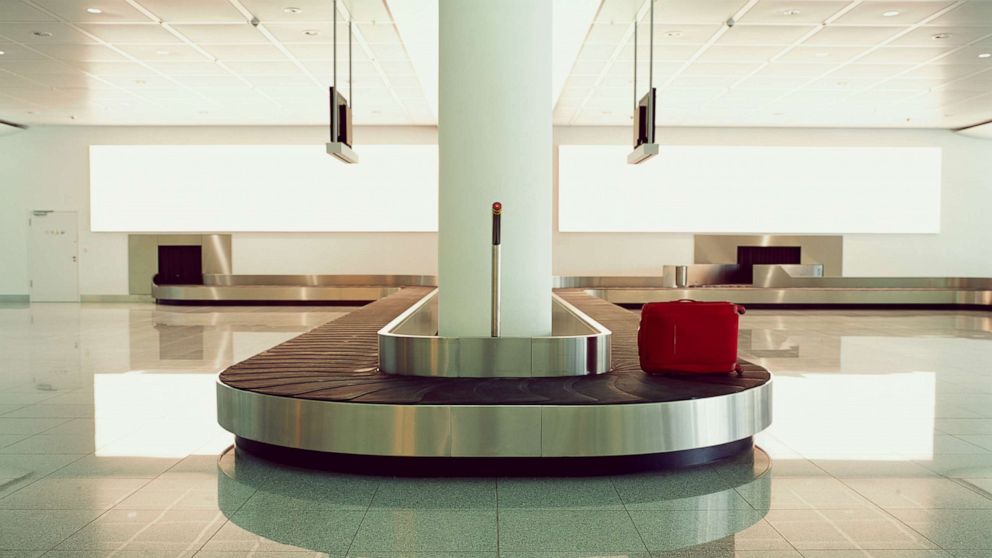 VIDEO: Toddler injured after taking ride on conveyor belt at Atlanta airport