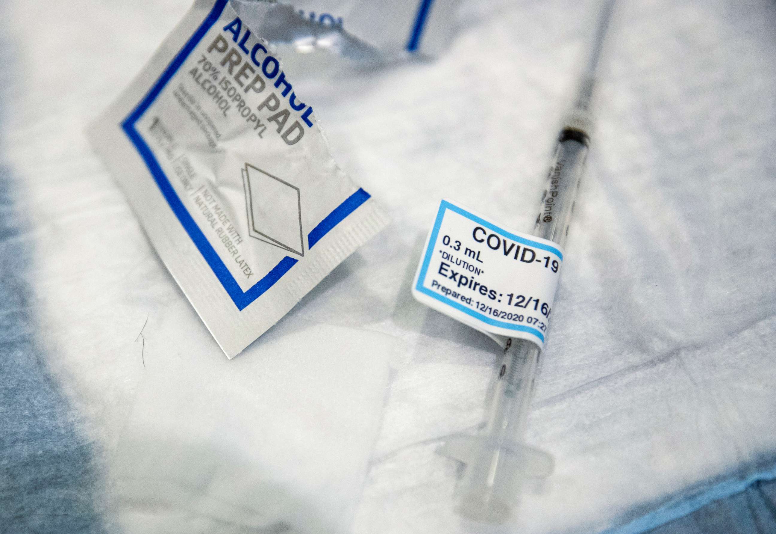 PHOTO: An empty syringe lies on a table at Ronald Reagan UCLA Medical Center after a care worker received the COVID-19 vaccine on Dec. 16, 2020, in Westwood, Calif.