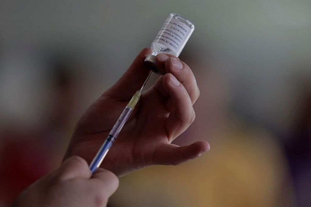 PHOTO: A nurse loads a syringe in a vaccination unit in Mexico City, Mexico, April 25, 2022.