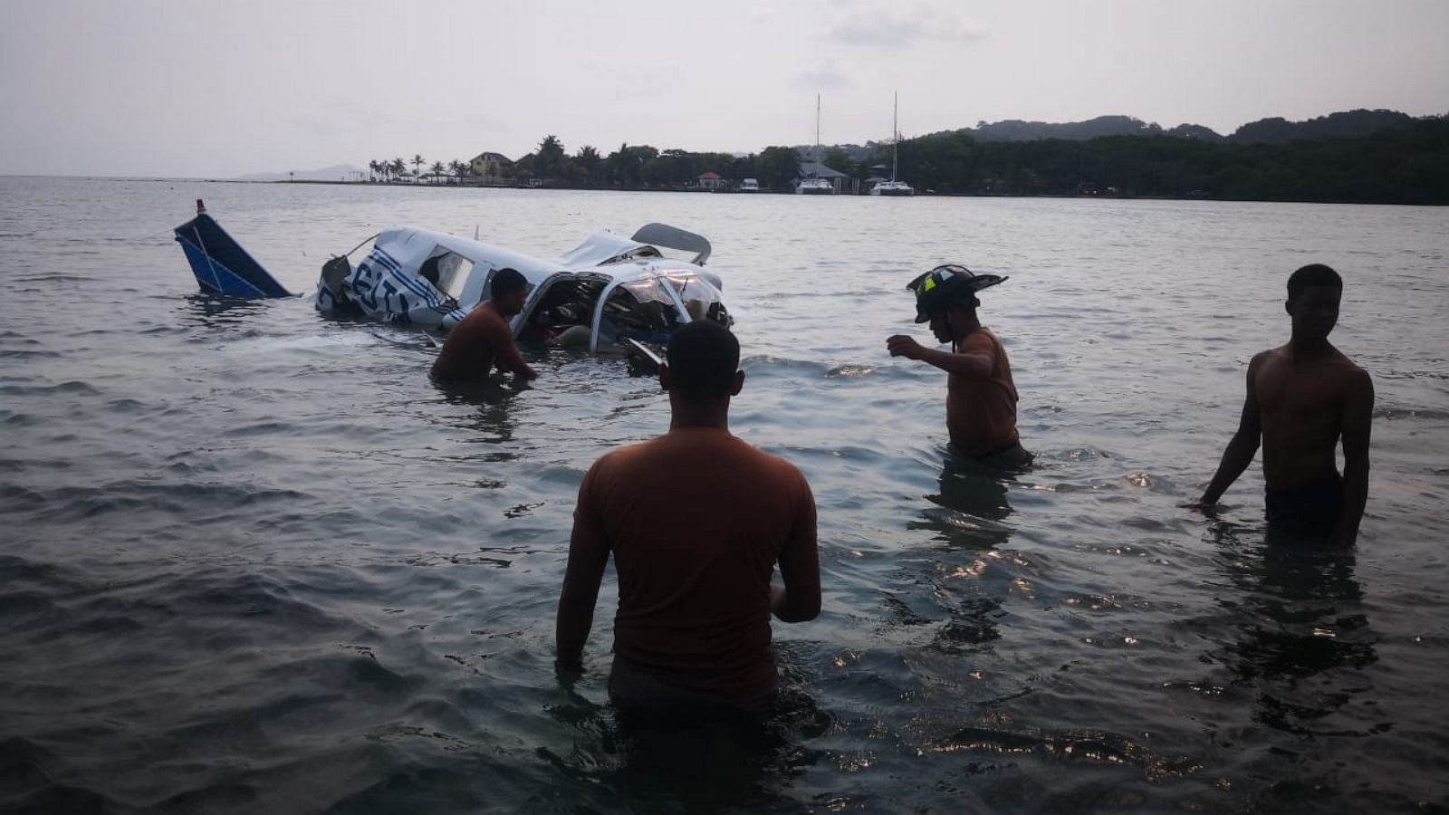 4 Americans die in plane crash in Honduras - Good Morning America