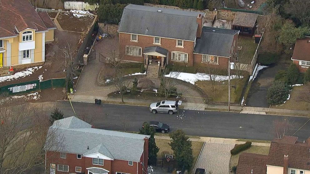 PHOTO: New York City Police investigate scene on Staten Island where reputed Gambino crime family boss Francesco "Frankie Boy" Cali was gunned down outside his house on March 13, 2019.
