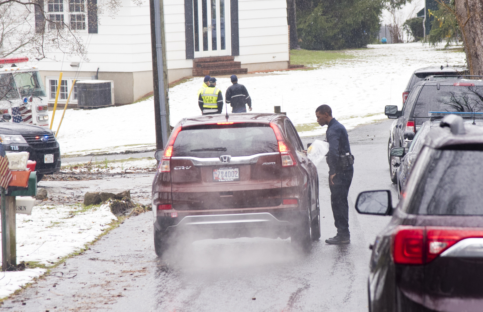 PHOTO: Police investigate the scene of a suspected murder and suicide in Crownsville, Md., March 7th, 2018.