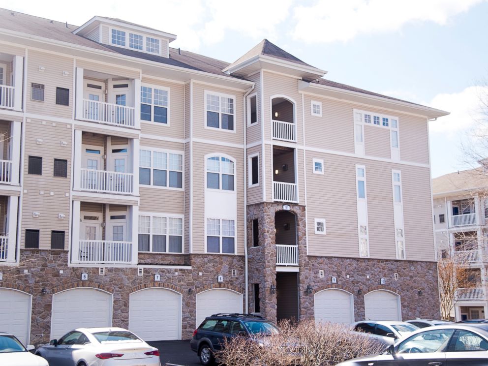 PHOTO: The apartment building in Annapolis that was the home of FBI Special Agent David Raynor, who was found deceased with Donna Fisher in a Crownsville, Md.