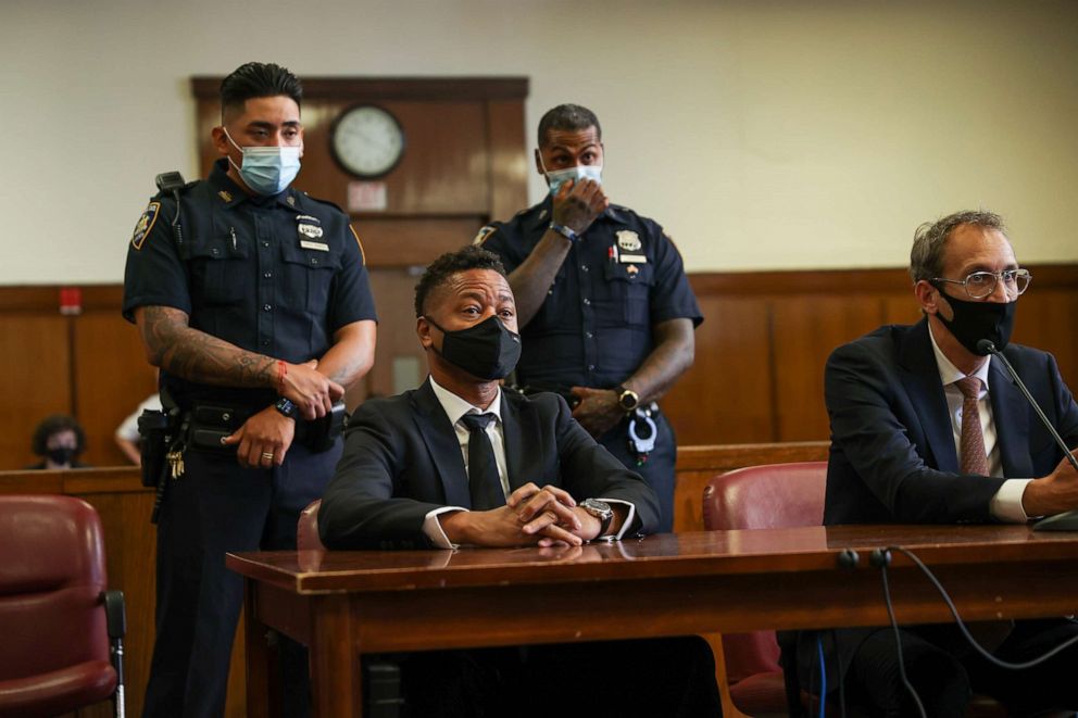PHOTO: Cuba Mark Gooding Jr. appears at the Manhattan Supreme Criminal Court for his trial in New York City, October 18, 2021.